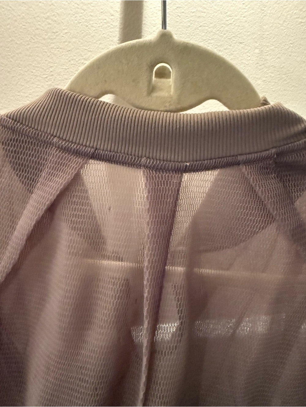 Alo Yoga Field Cropped Mesh Jacket Size Large in Jungle - Picture 4 of 14